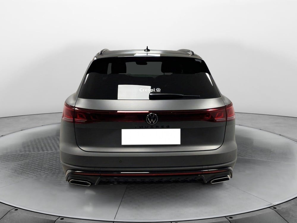 Volkswagen Touareg nuova a Varese (5)