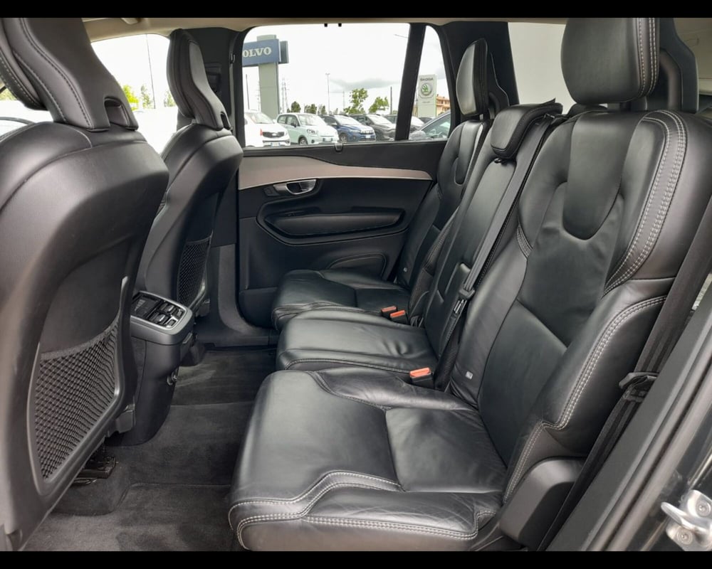 Volvo XC90 usata a Ravenna (12)