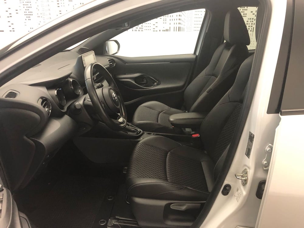 Toyota Yaris usata a Bergamo (11)