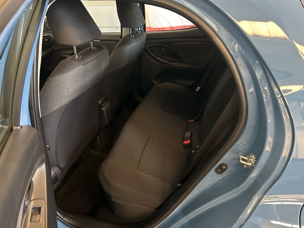 Toyota Yaris usata a Bergamo (18)