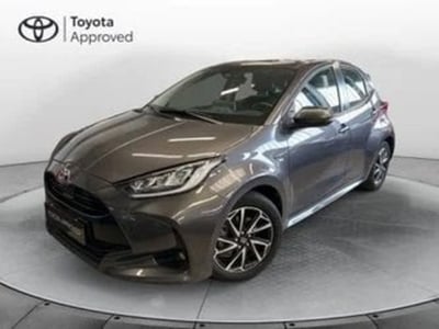 Toyota Yaris 1.5 Hybrid 5 porte Trend del 2021 usata a Curno