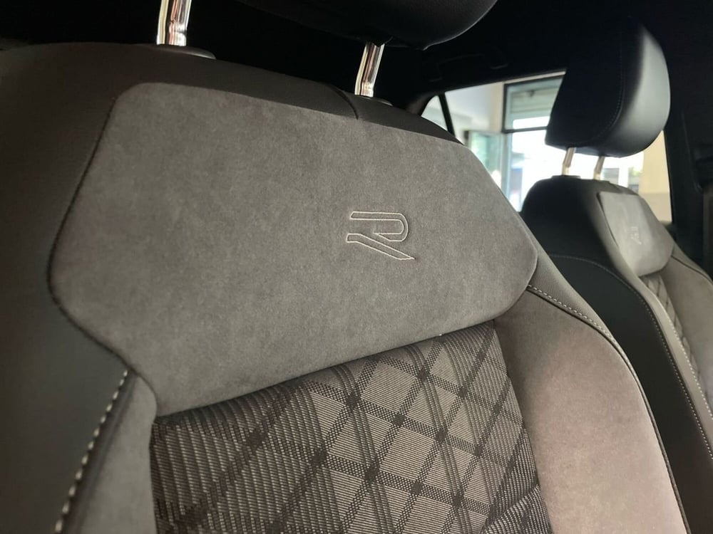 Volkswagen T-Roc nuova a Prato (19)