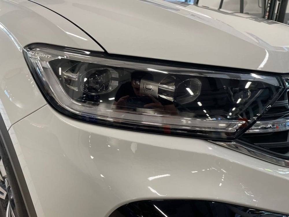 Volkswagen T-Roc nuova a Prato (6)