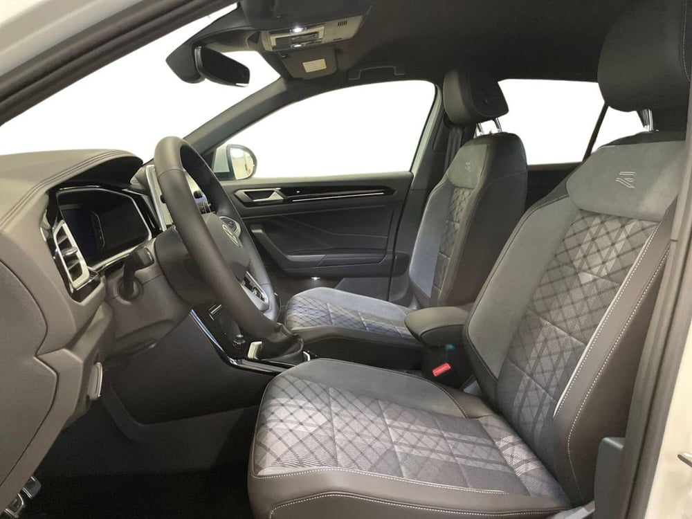 Volkswagen T-Roc nuova a Prato (8)