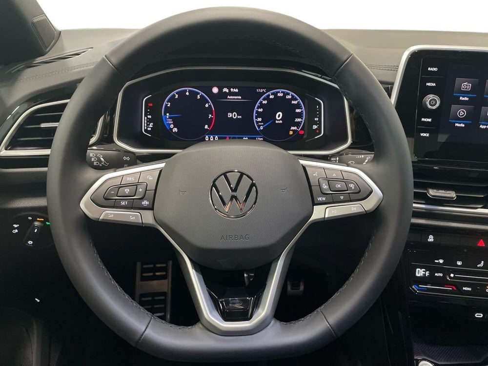 Volkswagen T-Roc nuova a Prato (9)