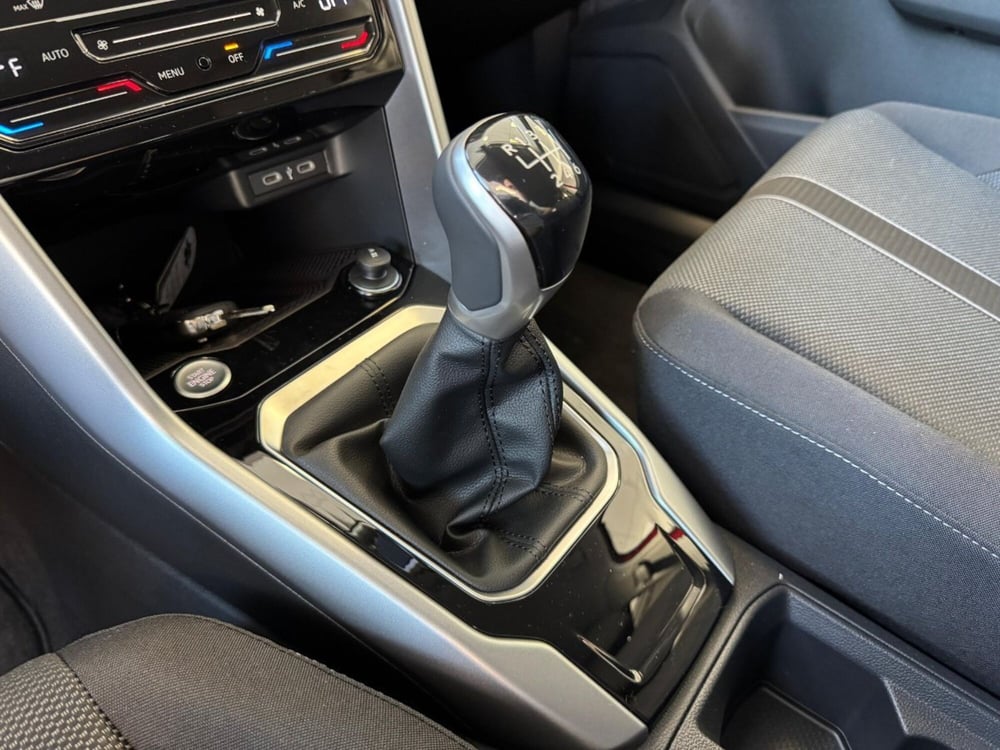 Volkswagen T-Roc usata a Pistoia (12)