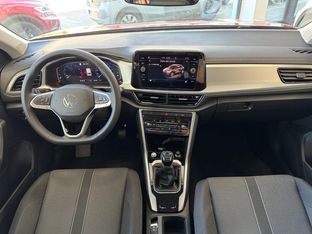 Volkswagen T-Roc usata a Pistoia (8)