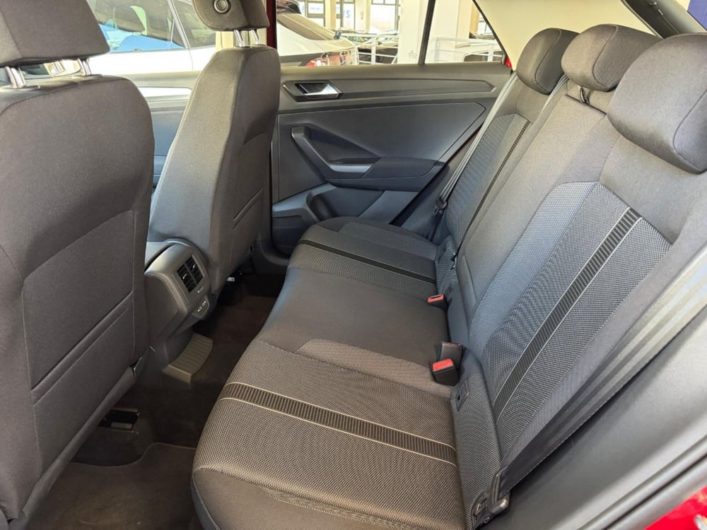 Volkswagen T-Roc usata a Pistoia (9)