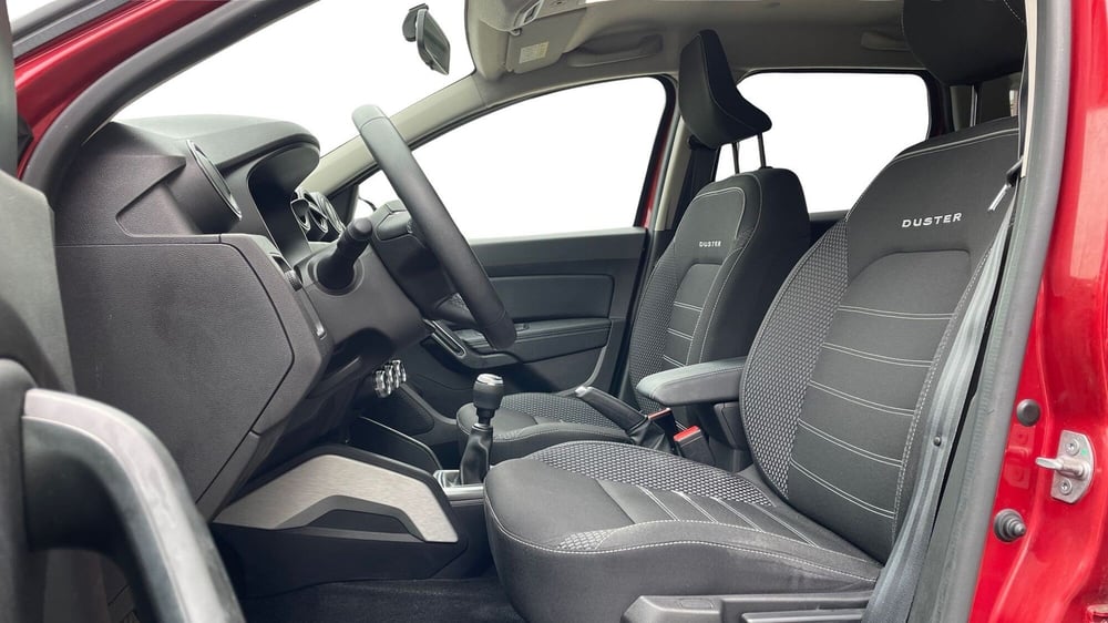 Dacia Duster usata a Varese (12)