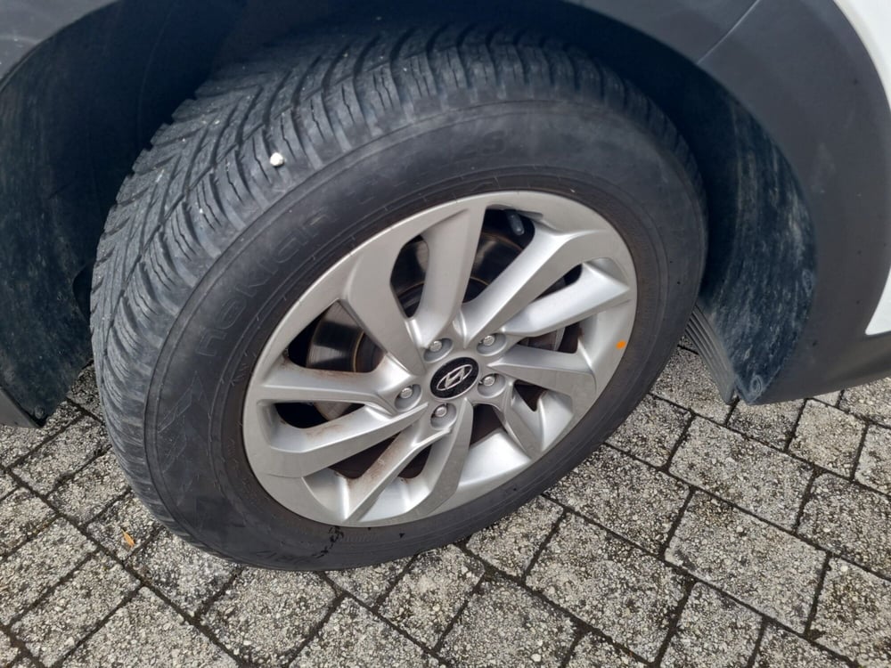 Hyundai Tucson usata a Lucca (18)