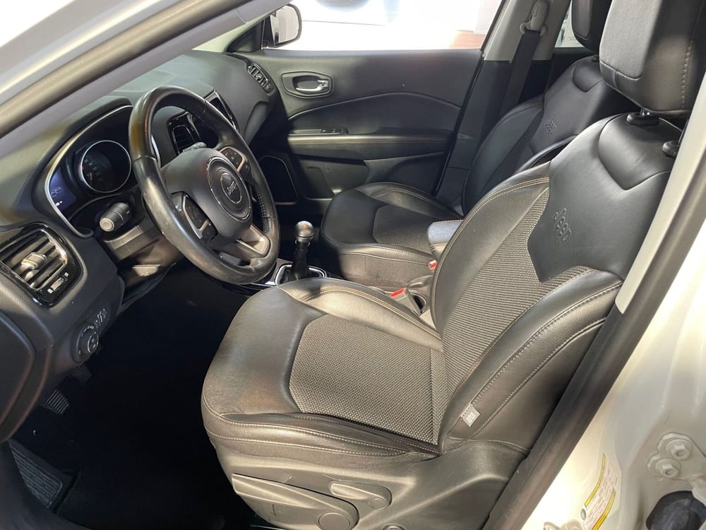 Jeep Compass usata a Lucca (9)
