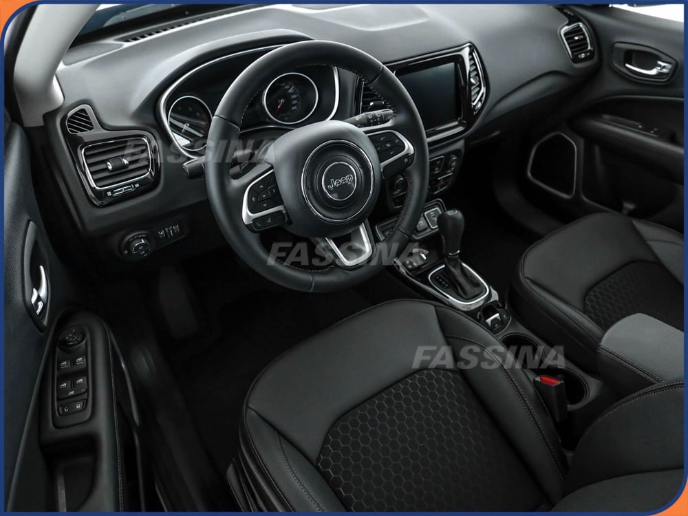 Jeep Compass usata a Milano (8)