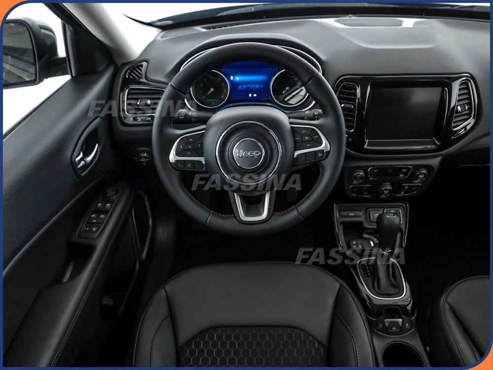 Jeep Compass usata a Milano (9)