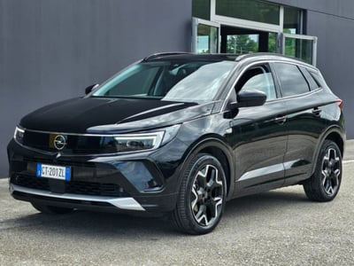 Opel Grandland 1.5 diesel Ecotec aut. Ultimate del 2024 usata a Foggia