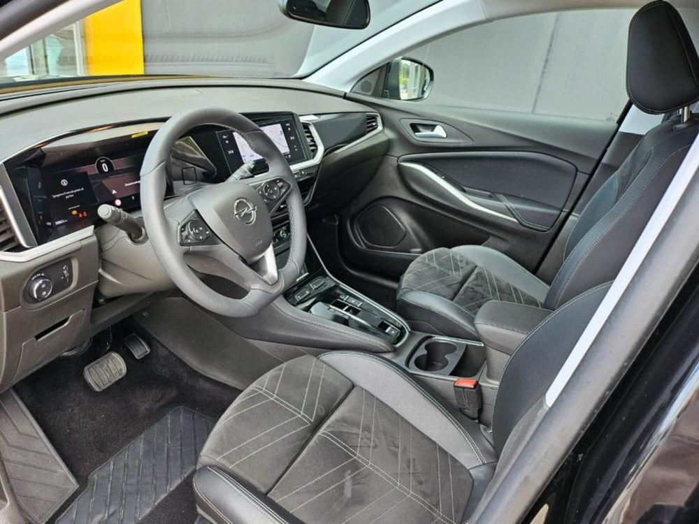Opel Grandland usata a Foggia (9)