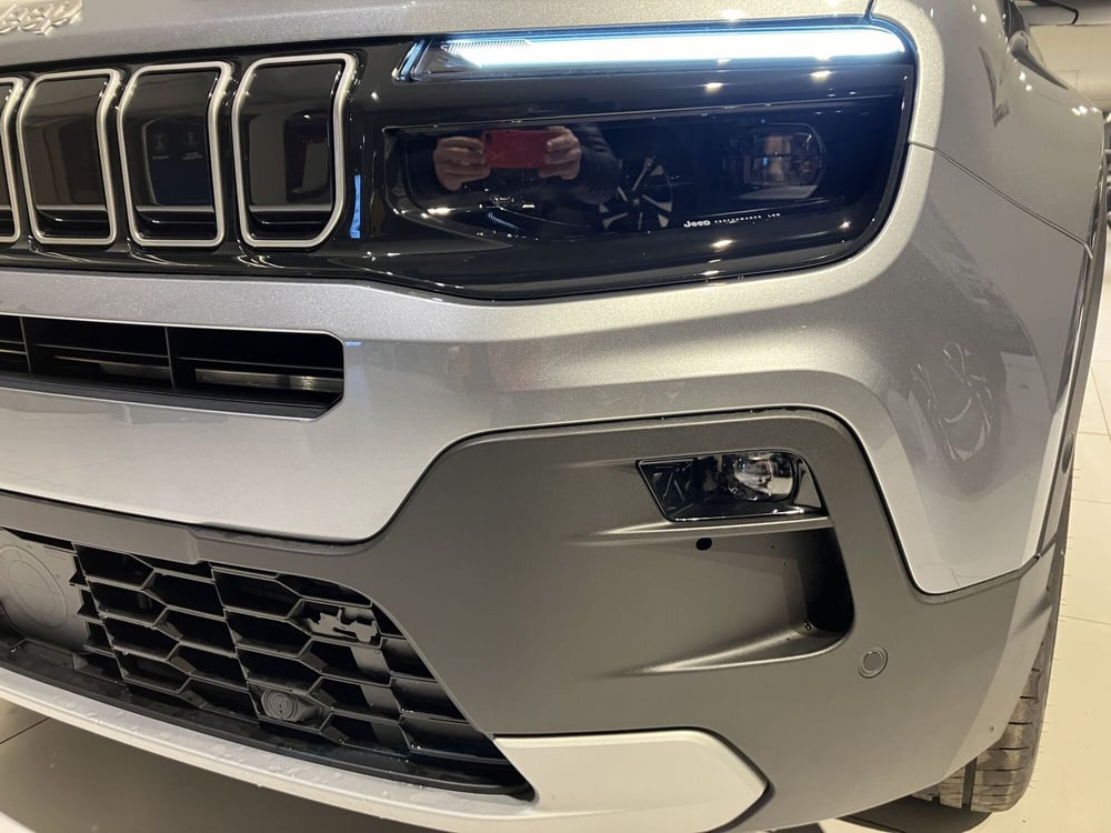 Jeep Avenger nuova a Parma (7)