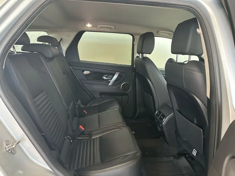 Land Rover Discovery Sport usata a Modena (5)