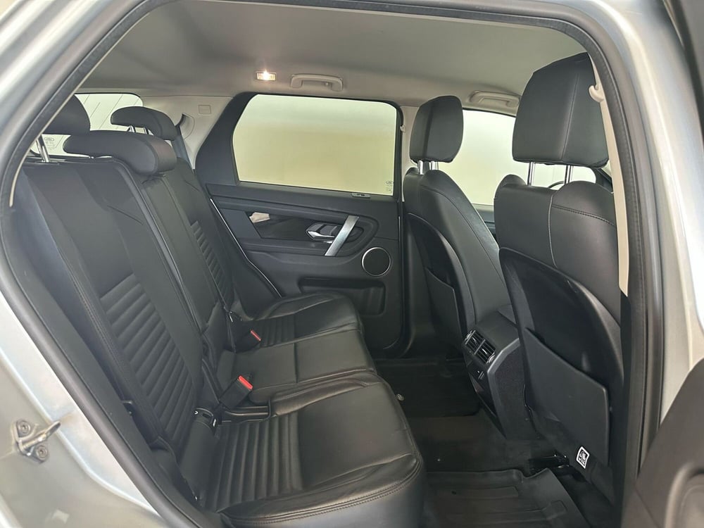 Land Rover Discovery Sport usata a Modena (5)