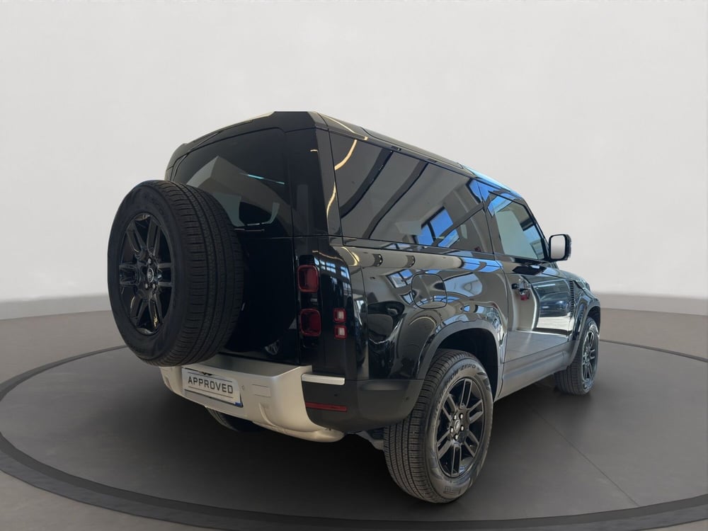 Land Rover Defender usata a Latina (2)