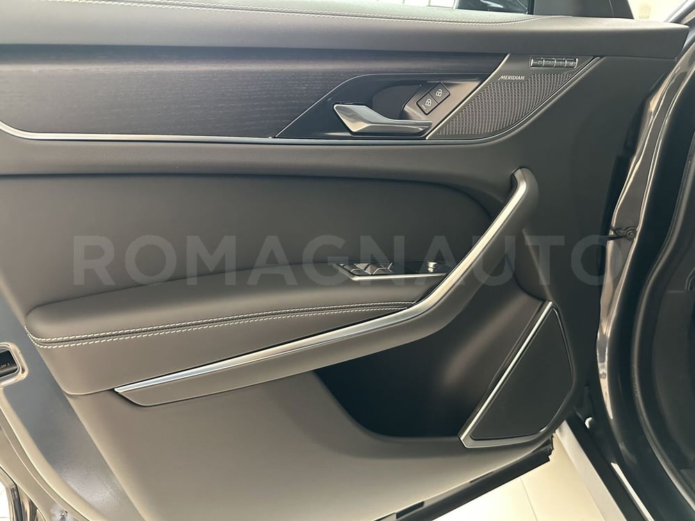 Jaguar F-Pace nuova a Forlì-Cesena (10)