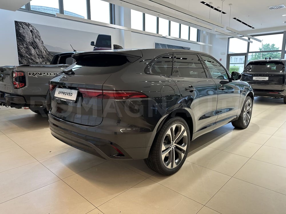 Jaguar F-Pace nuova a Forlì-Cesena (5)