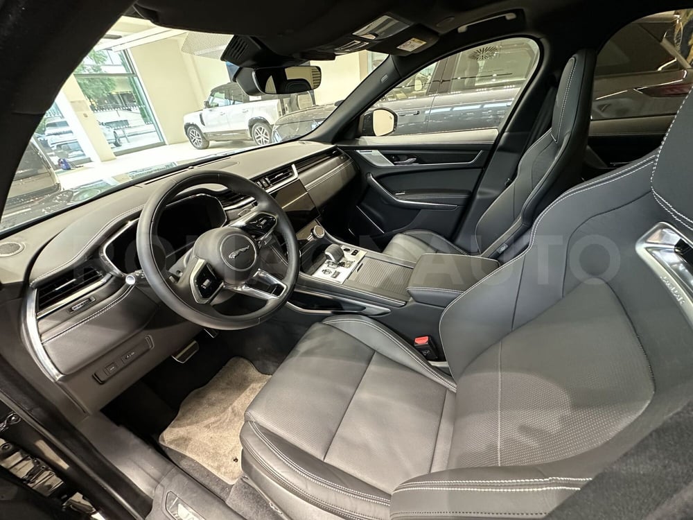 Jaguar F-Pace nuova a Forlì-Cesena (7)