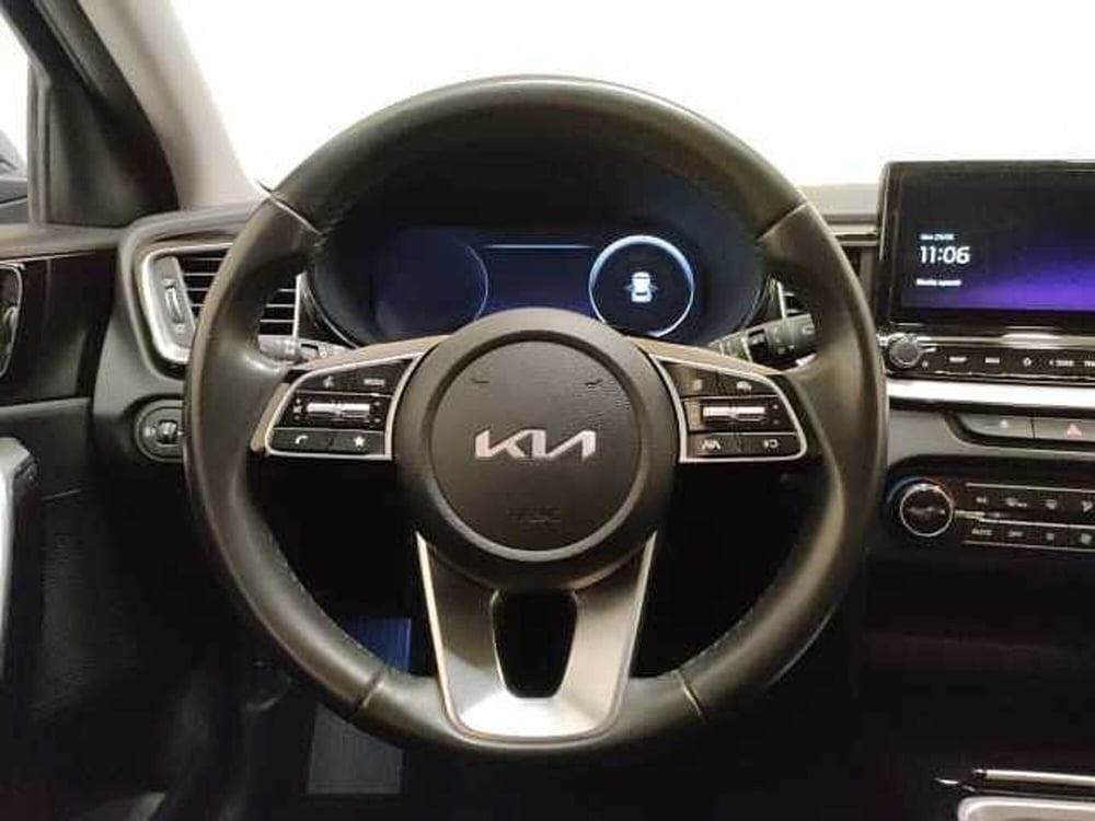 Kia XCeed usata a Teramo (17)