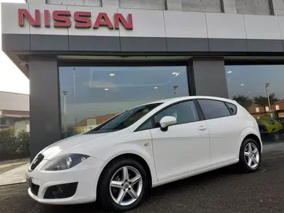 SEAT Leon 1.6 TDI 90CV CR DPF Reference del 2011 usata a Modena