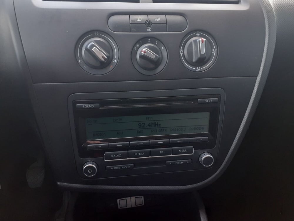 SEAT Leon usata a Modena (10)