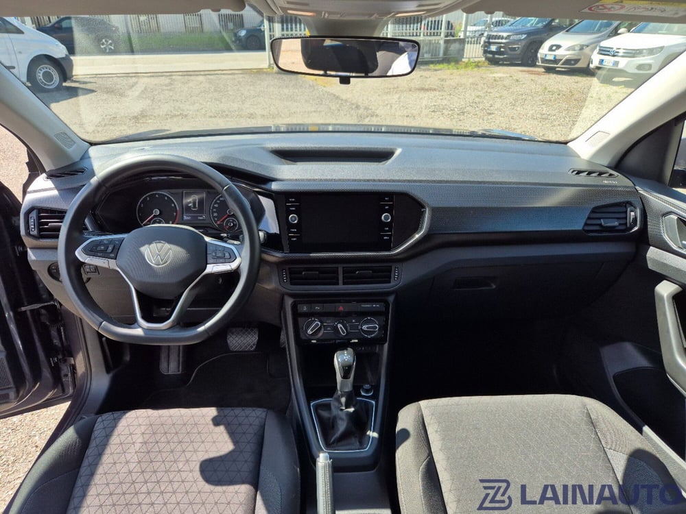 Volkswagen T-Cross usata a Milano (16)