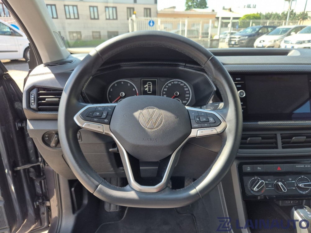 Volkswagen T-Cross usata a Milano (17)