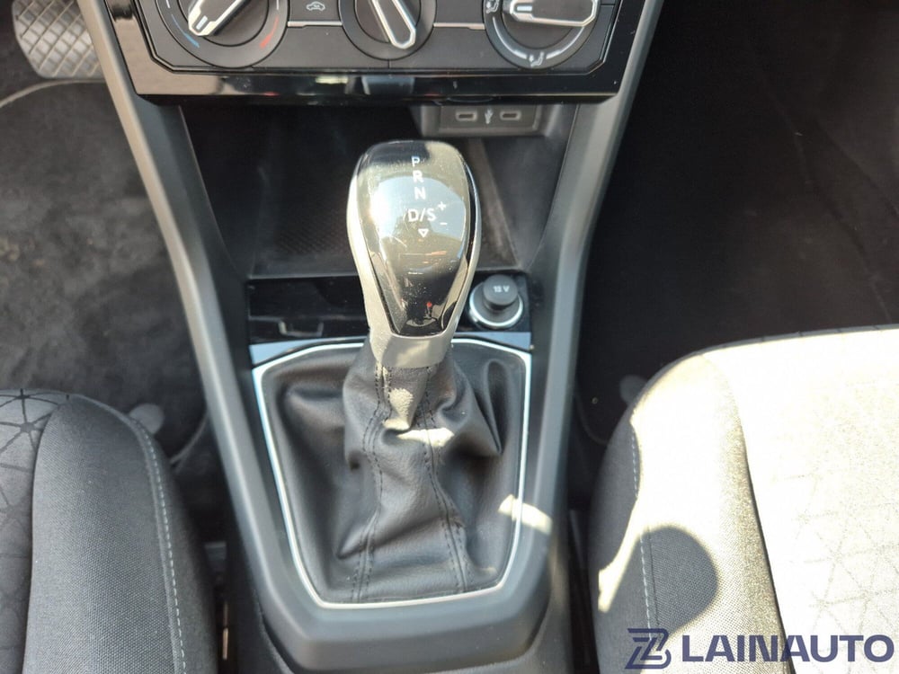 Volkswagen T-Cross usata a Milano (18)