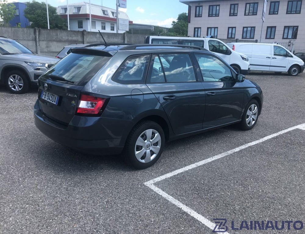 Skoda Fabia Station Wagon usata a Milano (5)