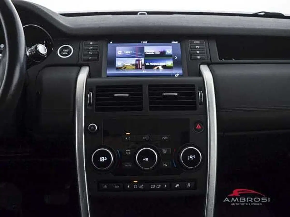 Land Rover Discovery Sport usata a Perugia (18)
