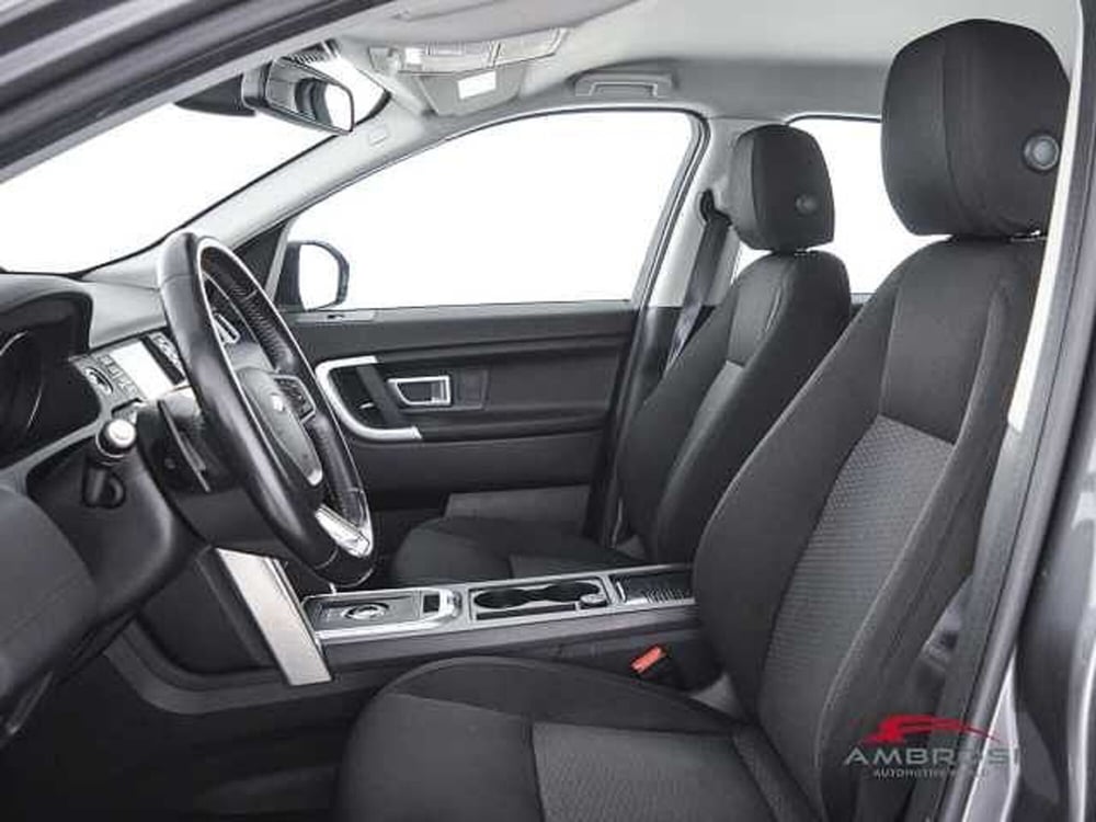 Land Rover Discovery Sport usata a Perugia (9)