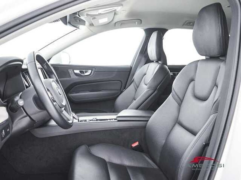 Volvo XC60 usata a Perugia (9)