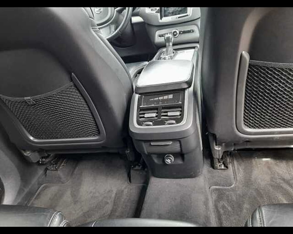Volvo XC90 usata a Ravenna (10)