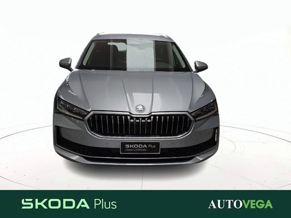 Skoda Superb nuova a Vicenza (2)