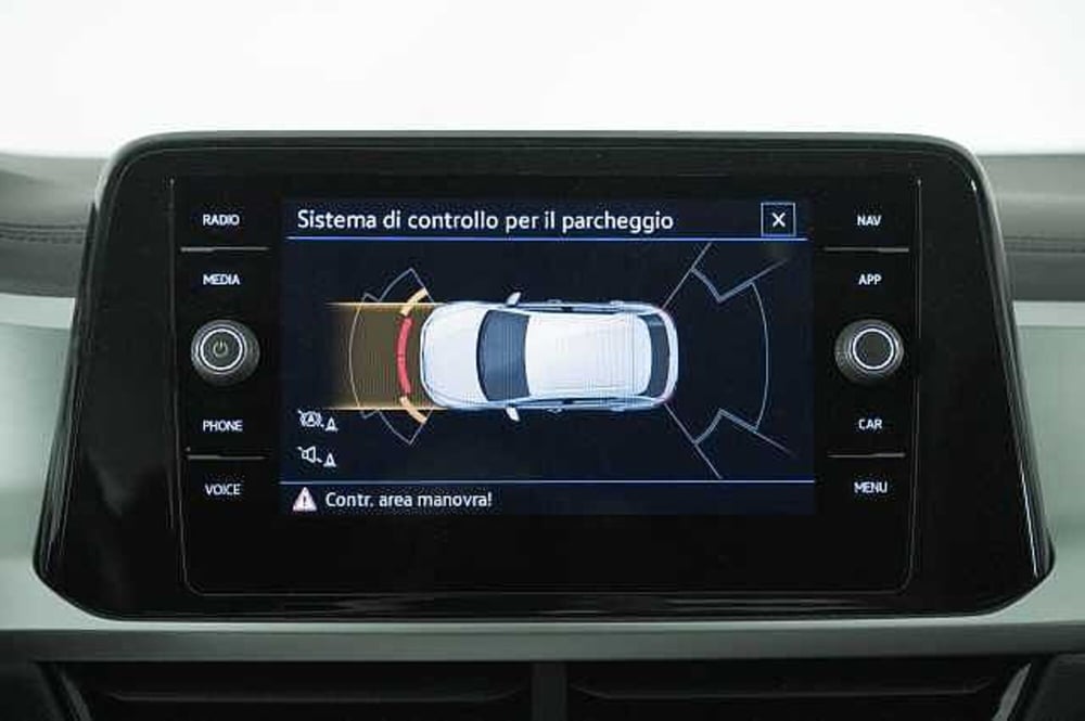 Volkswagen T-Roc usata a Como (15)