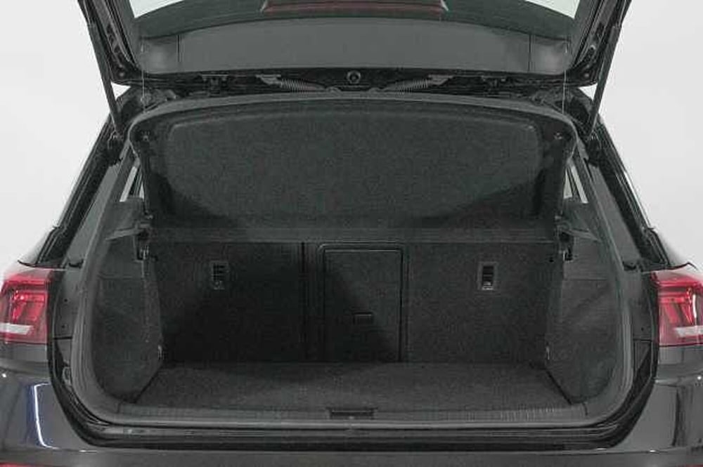 Volkswagen T-Roc usata a Como (8)