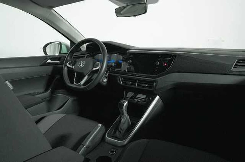 Volkswagen Taigo usata a Como (12)