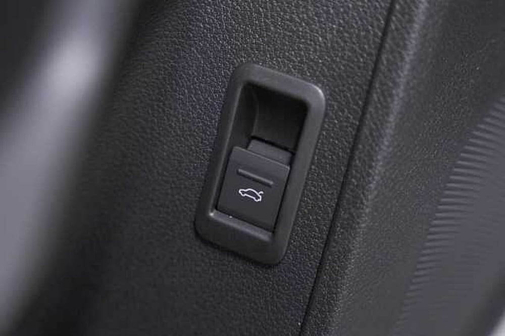 Audi Q3 usata a Como (19)