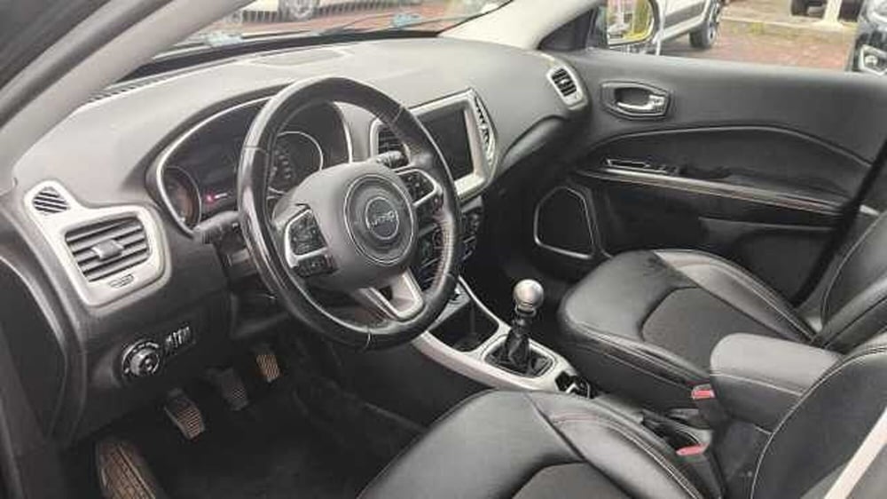 Jeep Compass usata a Milano (9)