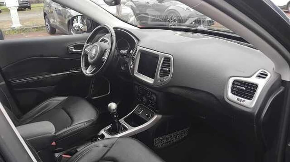 Jeep Compass usata a Milano (15)
