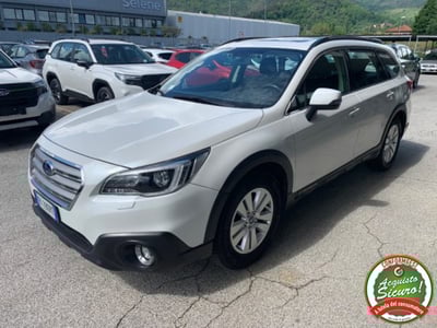 Subaru Outback 2.0d Lineartronic Style del 2017 usata a Lucca