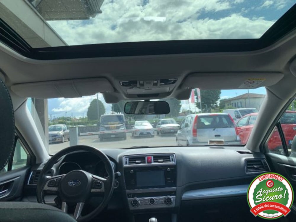 Subaru Outback usata a Lucca (11)