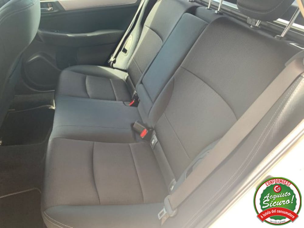 Subaru Outback usata a Lucca (16)