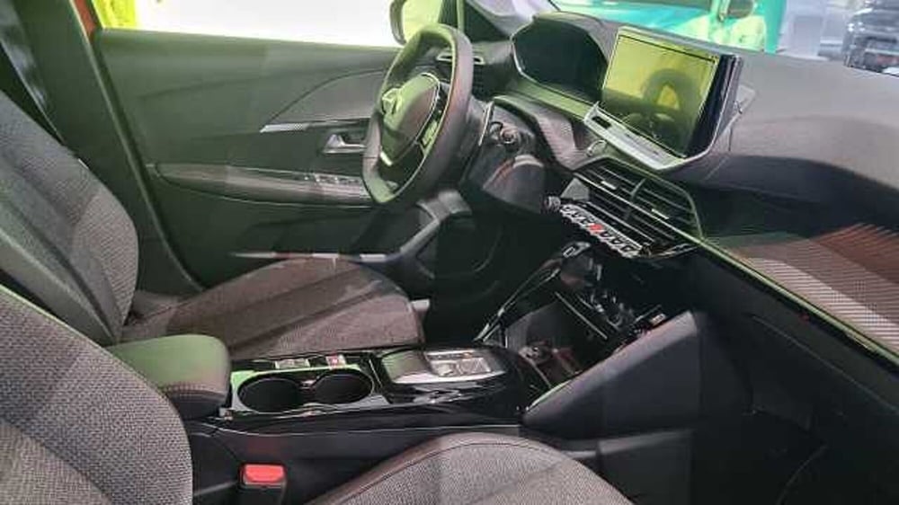 Peugeot 308 usata a Milano (13)