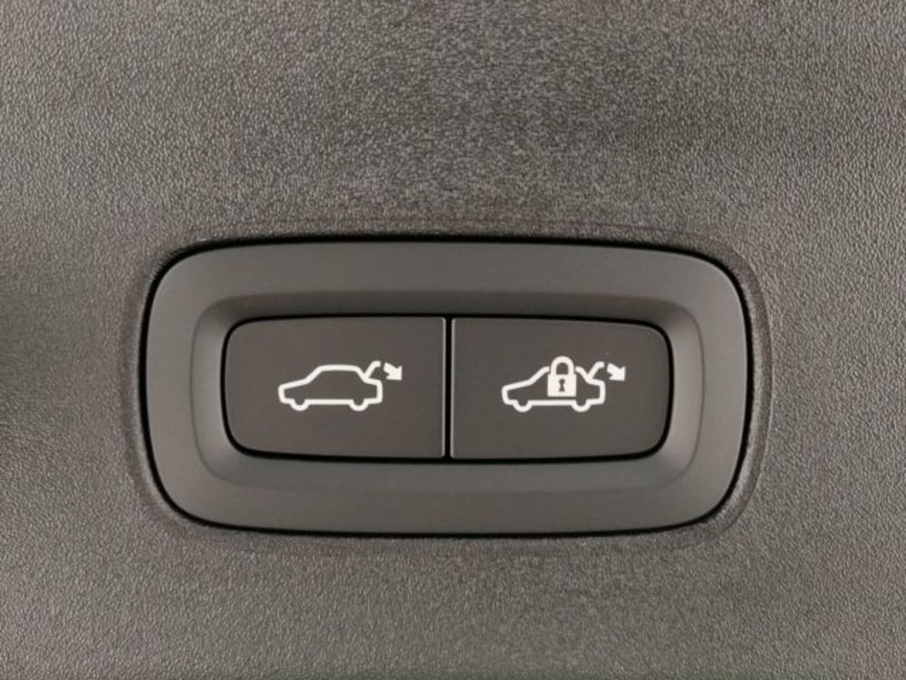 Polestar Polestar 4 nuova a Modena (20)