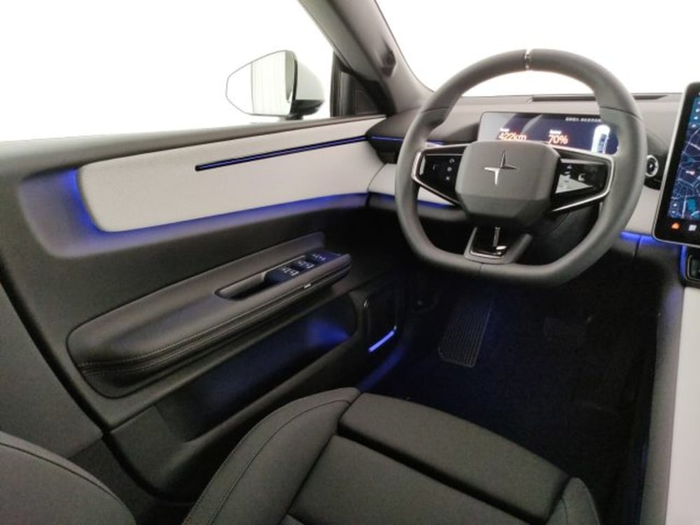 Polestar Polestar 4 nuova a Modena (12)